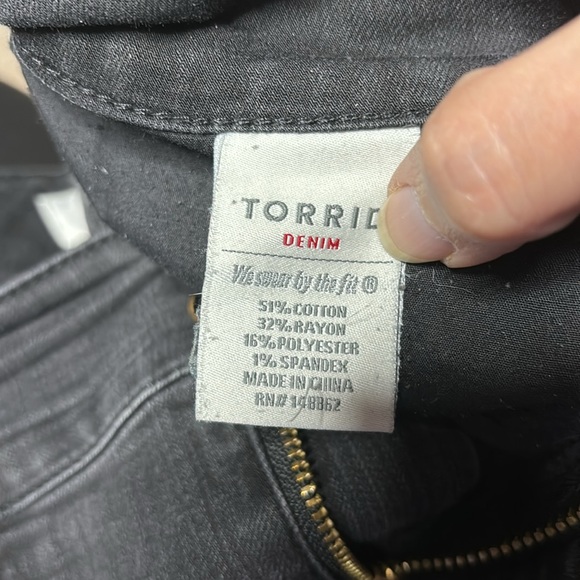 Torrid Denim 10T - Picture 7 of 9